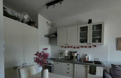 Alquiler de un acogedor apartamento de 2 habitaciones, 35 m², Ołbin, Breslavia, Polonia